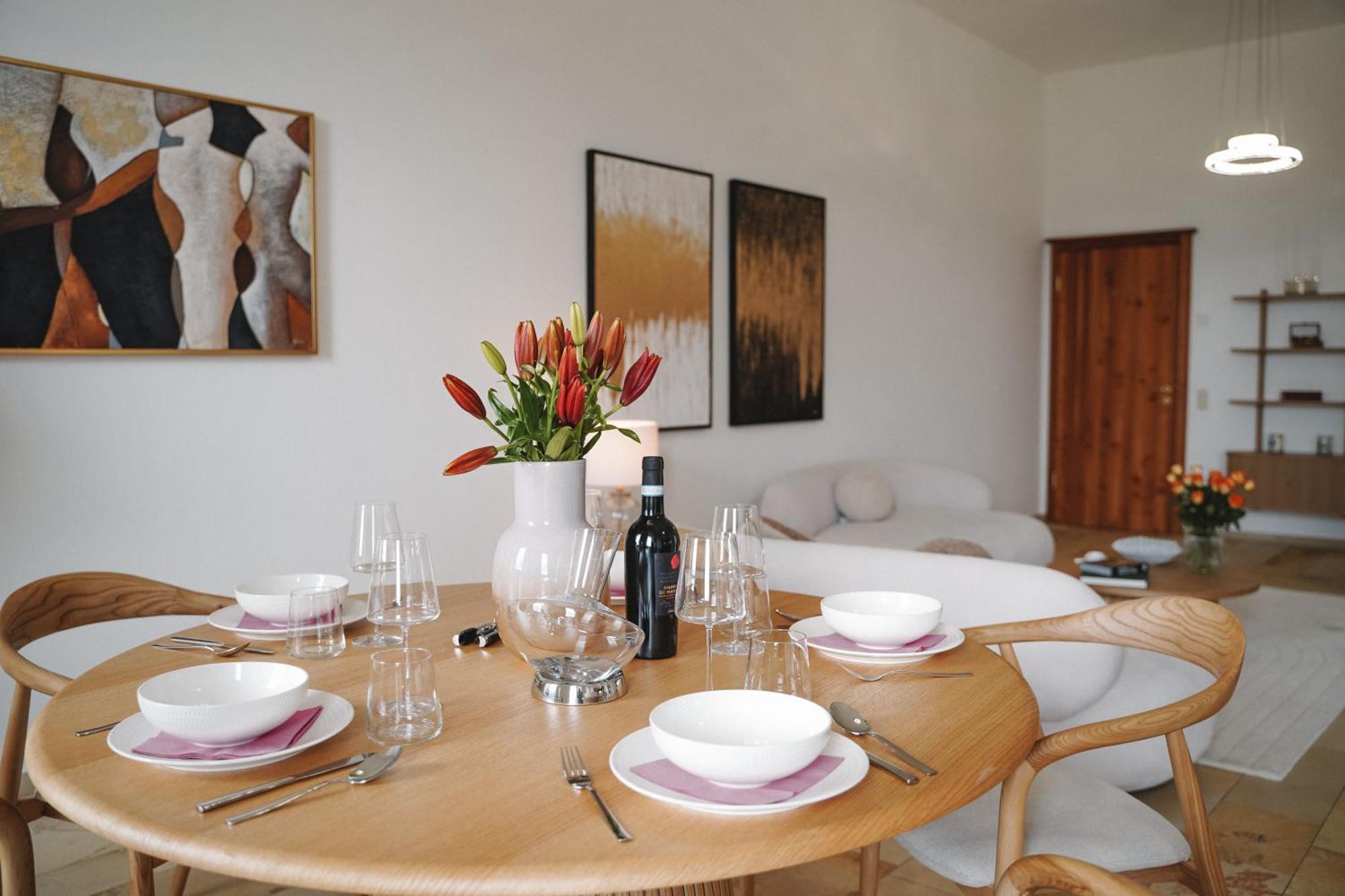 Loewenherz Homes Luxury Apartment - Stadt- Und Seenaehe - Fellnasenfreundlich - Lichtdurchflutet Stephanskirchen ภายนอก รูปภาพ