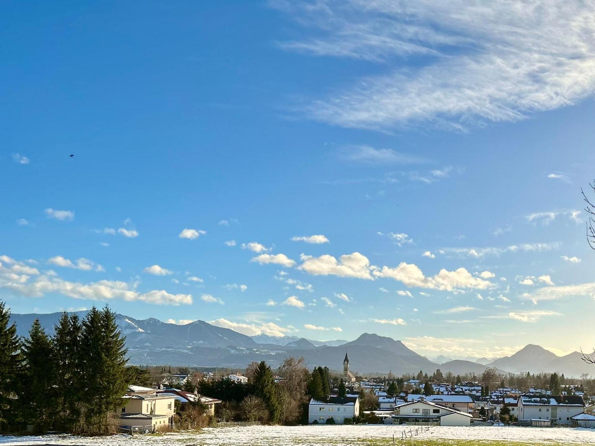 Loewenherz Homes Luxury Apartment - Stadt- Und Seenaehe - Fellnasenfreundlich - Lichtdurchflutet Stephanskirchen ภายนอก รูปภาพ